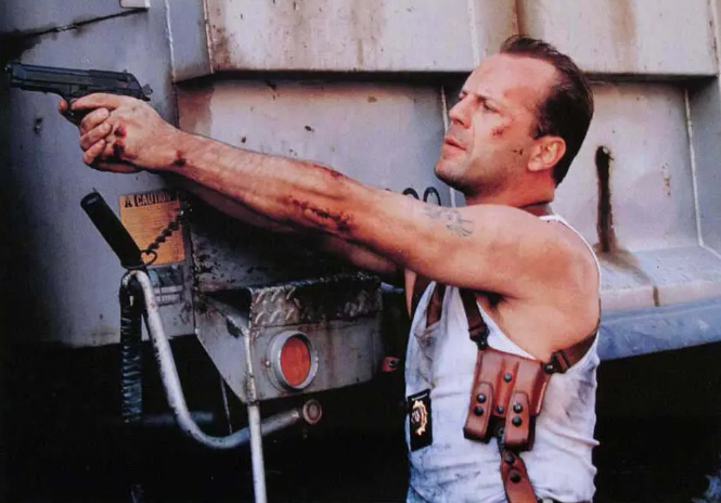 动作电影《虎胆龙威3》解说文案