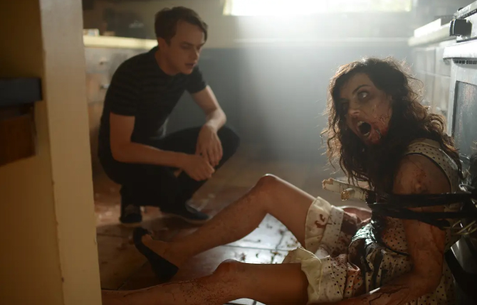 《我的僵尸女友》电影解说文案