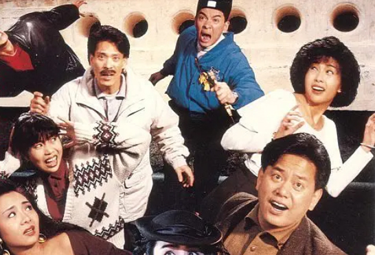 喜剧电影《有鬼住在隔壁》解说文案