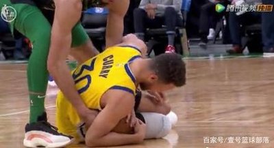 《脚踝痛》电影解说文案