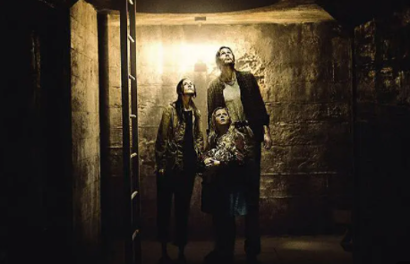 剧情电影《躲藏》影评 解说素材 观后感