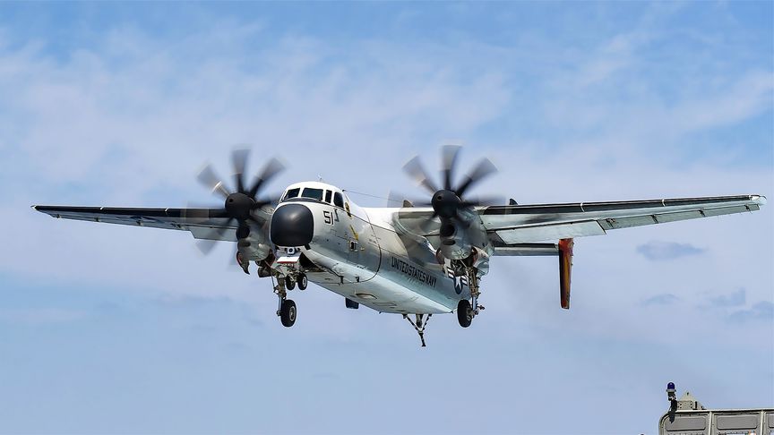 航母上运输物资的飞机，拥有将近1万匹的马力，一台价值3000万