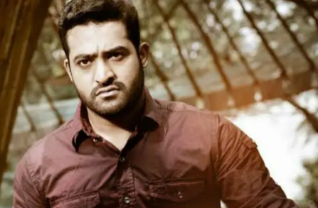 动作片《RRR》影评_解说素材_观后感