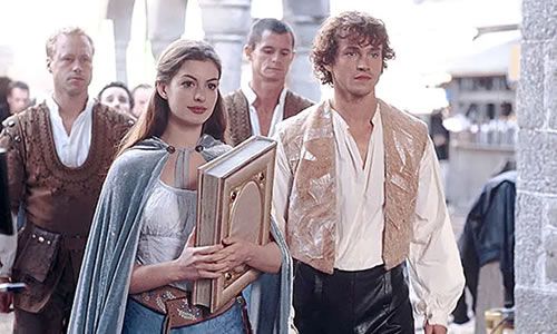 电影《魔法灰姑娘》解说文案