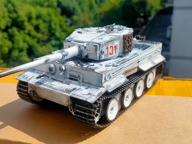 《白色虎式》解说文案