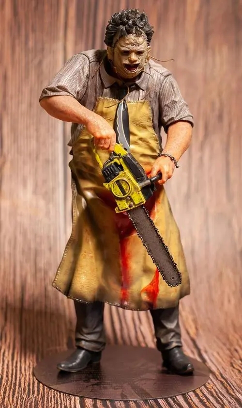 《电锯杀人狂》电影解说文案