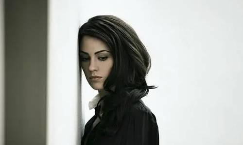 电影《狡猾的保姆》解说文案