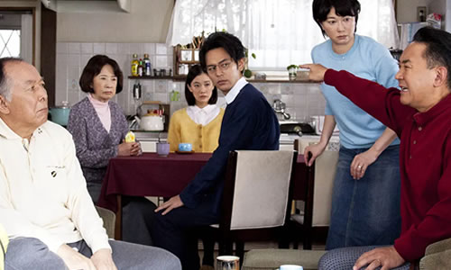 电影《家族之苦》解说文案