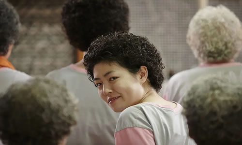 电影《奇怪的她》解说文案