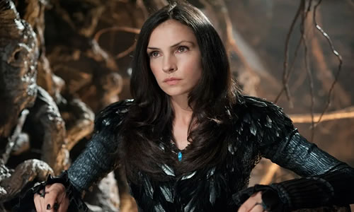 电影《韩赛尔与格蕾特：女巫猎人》解说文案